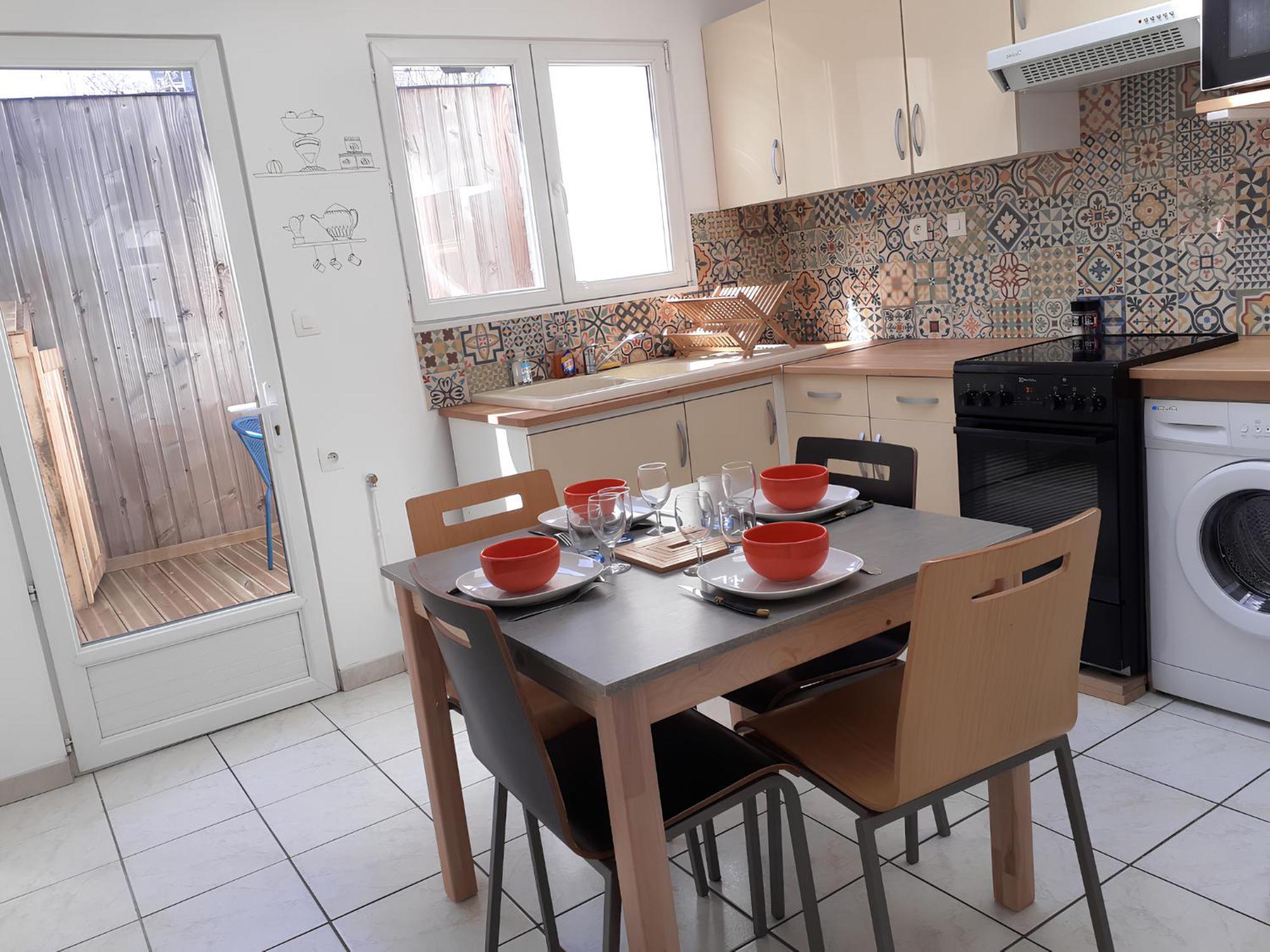 L'Artistique, 4 Lits, 2 Chambres, Stationnement Gratuit, Spacieux, Atypique Amiens Exteriér fotografie